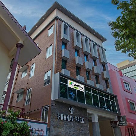 Treebo Pranav Park Hotel Vellore Exterior foto