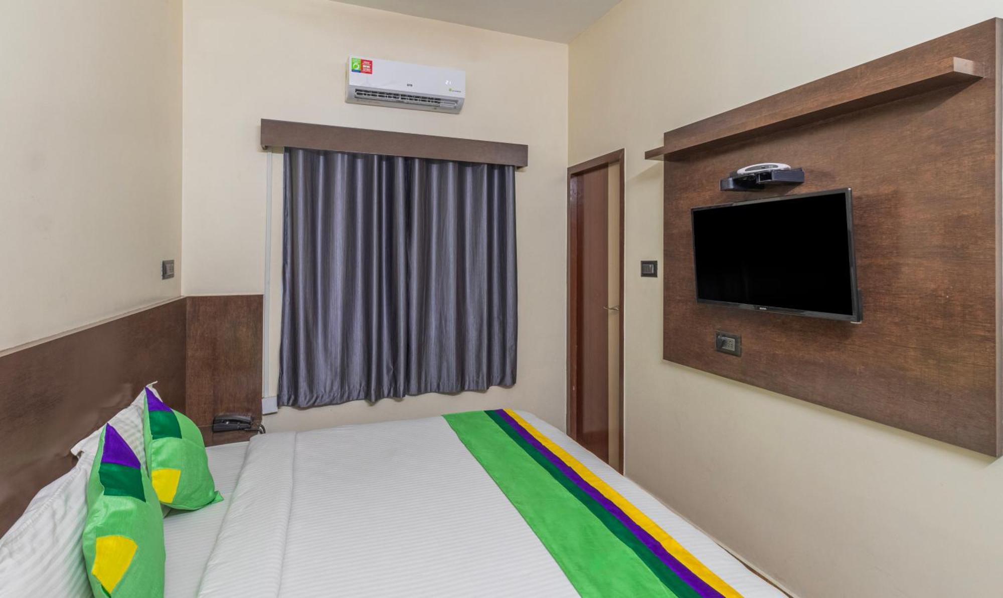 Treebo Pranav Park Hotel Vellore Exterior foto